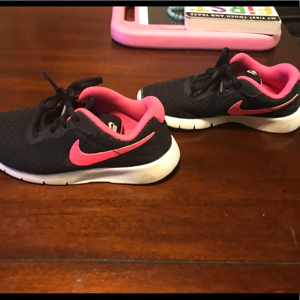 Little Girls Nike Shoes